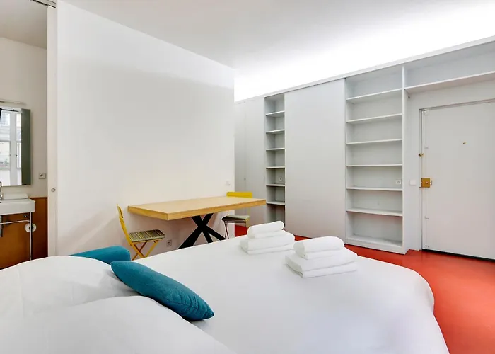 Apartamento Louvre Opera Paris